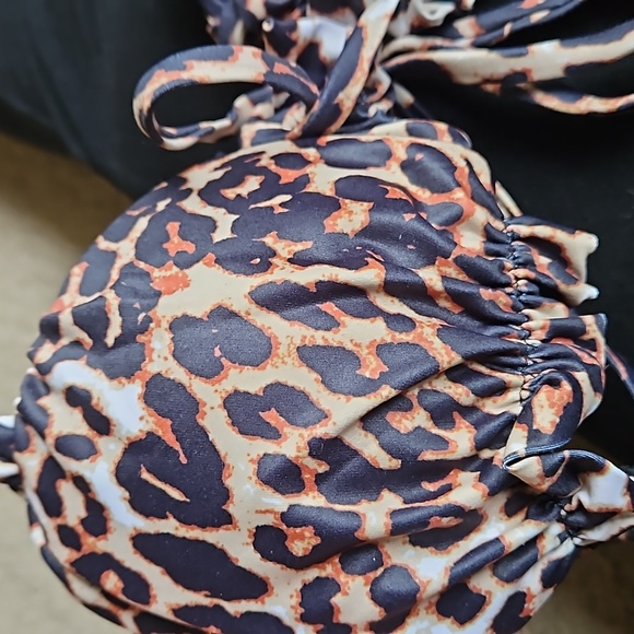 Leopard Drawstring Bikini Swimsuit (S & M) - Picture 8 of 9